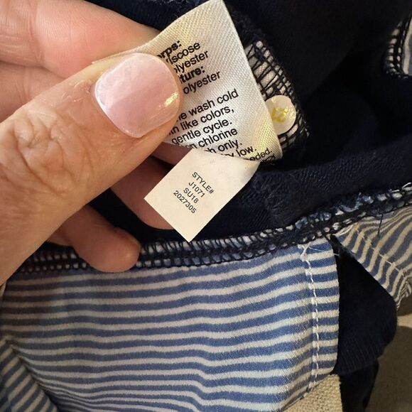 J.Crew drapey tank with silky stripe patterned hem blue size m - Picture 5 of 7